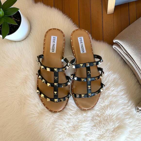 Steve Madden Averill Studded Black Slip On Sandals Flats - Picture 1 of 1